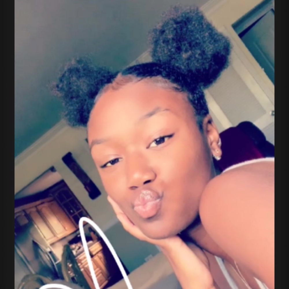 Meet your Posher, Breanna